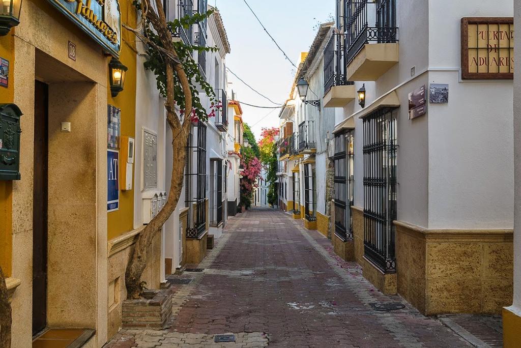 Апарт отель Puerta De Aduares Марбелья Экстерьер фото