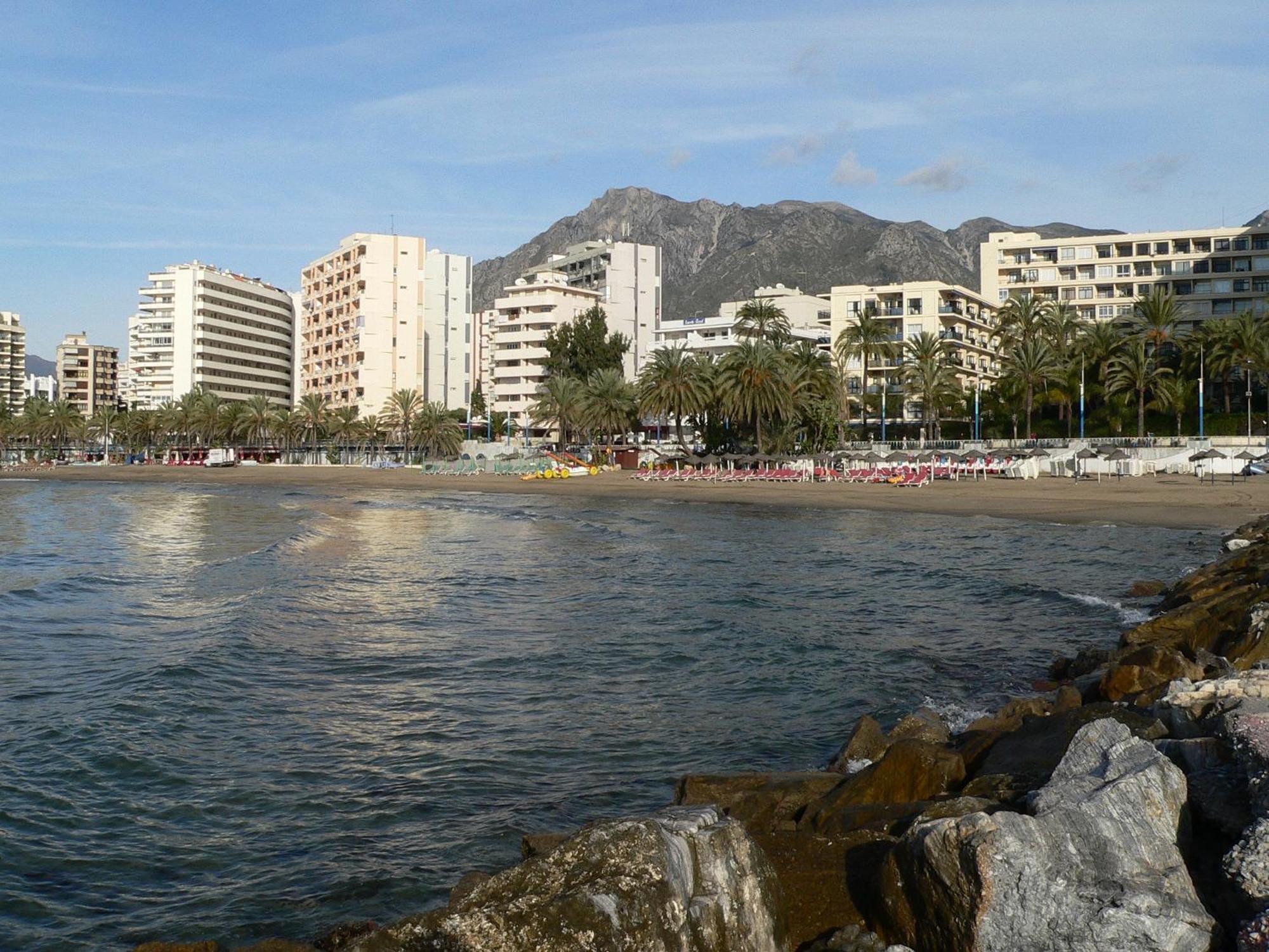 Апарт отель Puerta De Aduares Марбелья Экстерьер фото